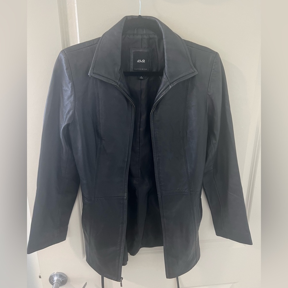 Woman’s leather jacket small